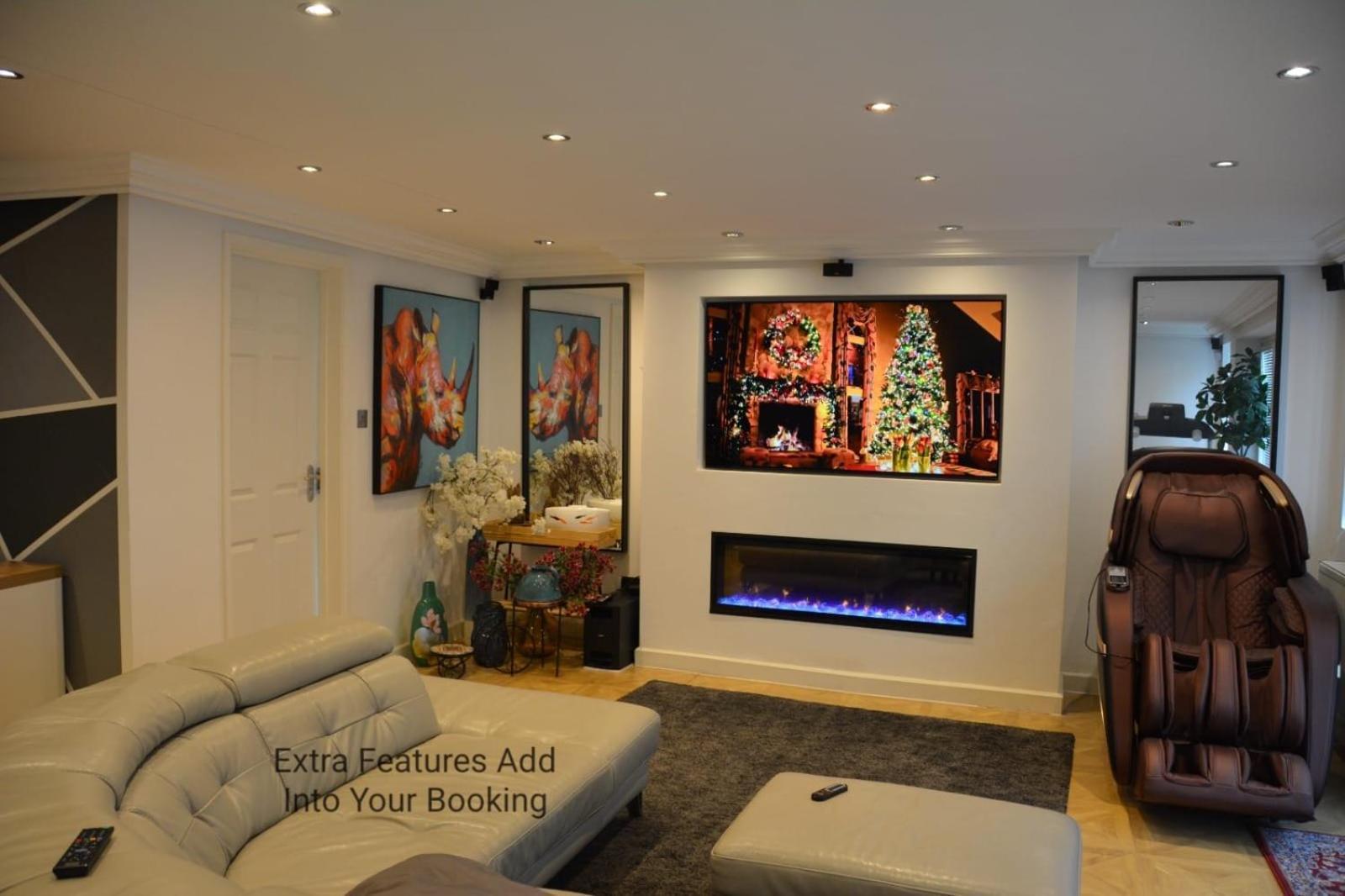 Cozy, Modern, Spacious 4 Bedroom House In London Romford Eksteriør bilde